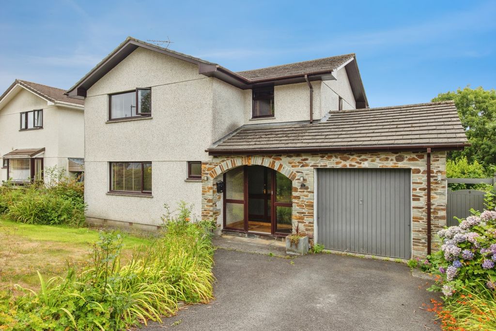 Property photo 1 of 20 Pbox-Img.Jpg