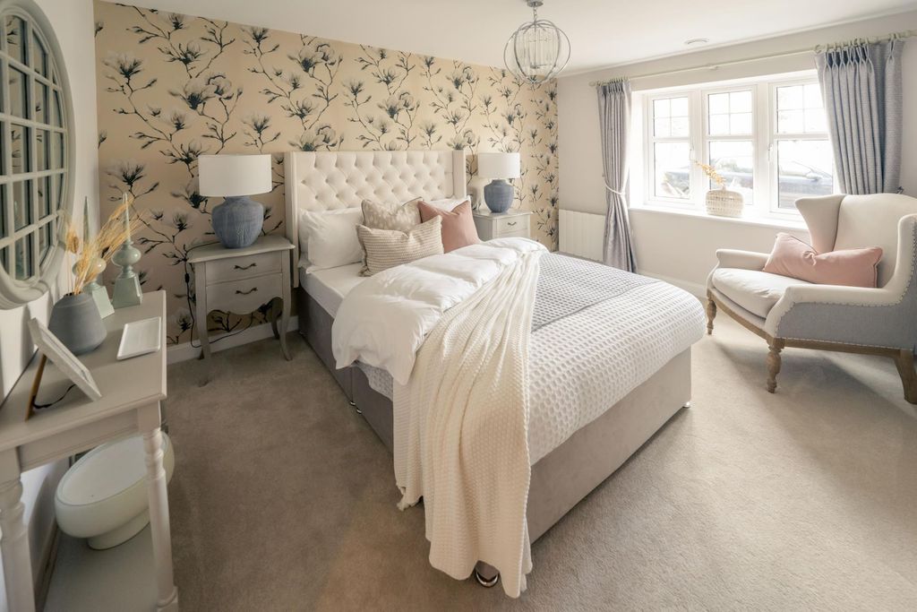 Property photo 3 of 10 Typical Bedroom