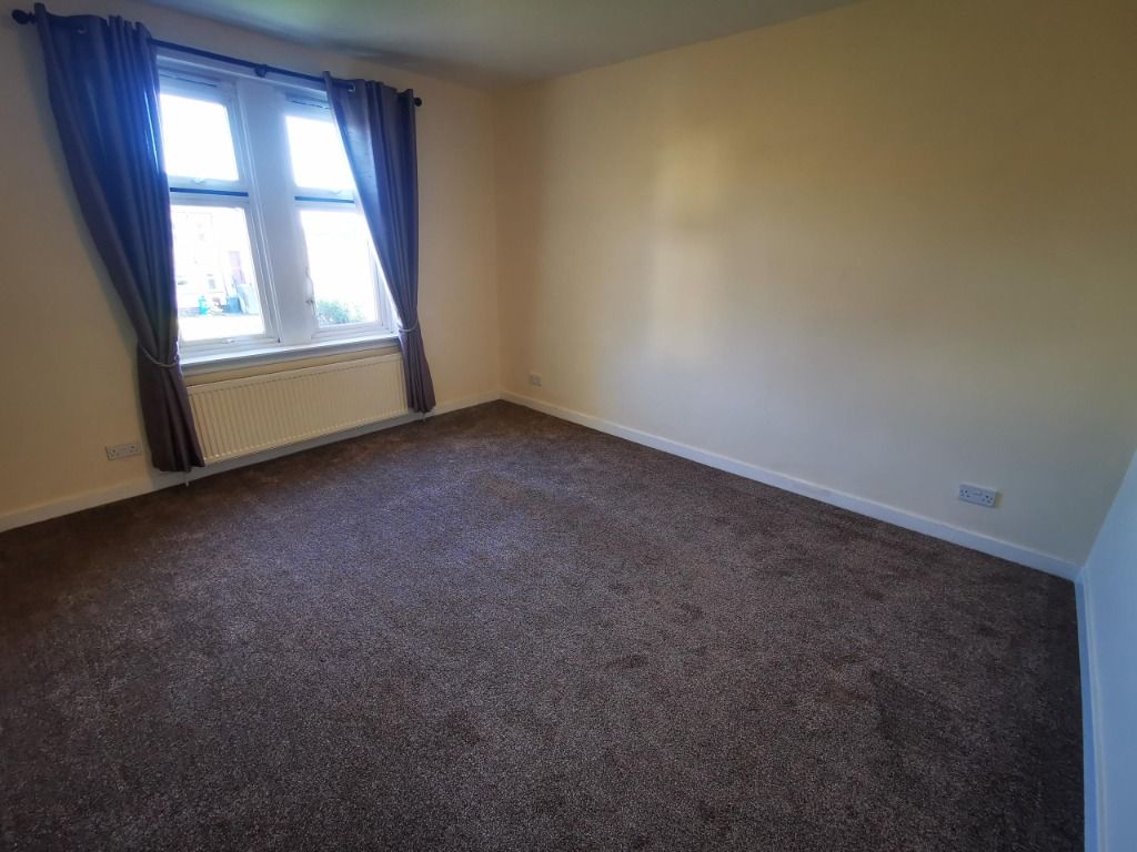 Property photo 3 of 14 Photo 3