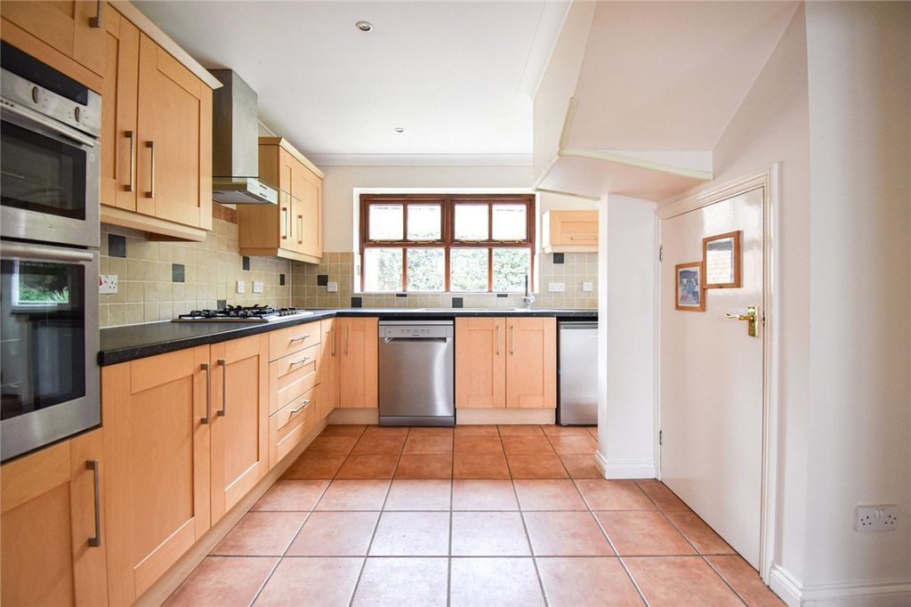 Property photo 3 of 15 Picture No. 22