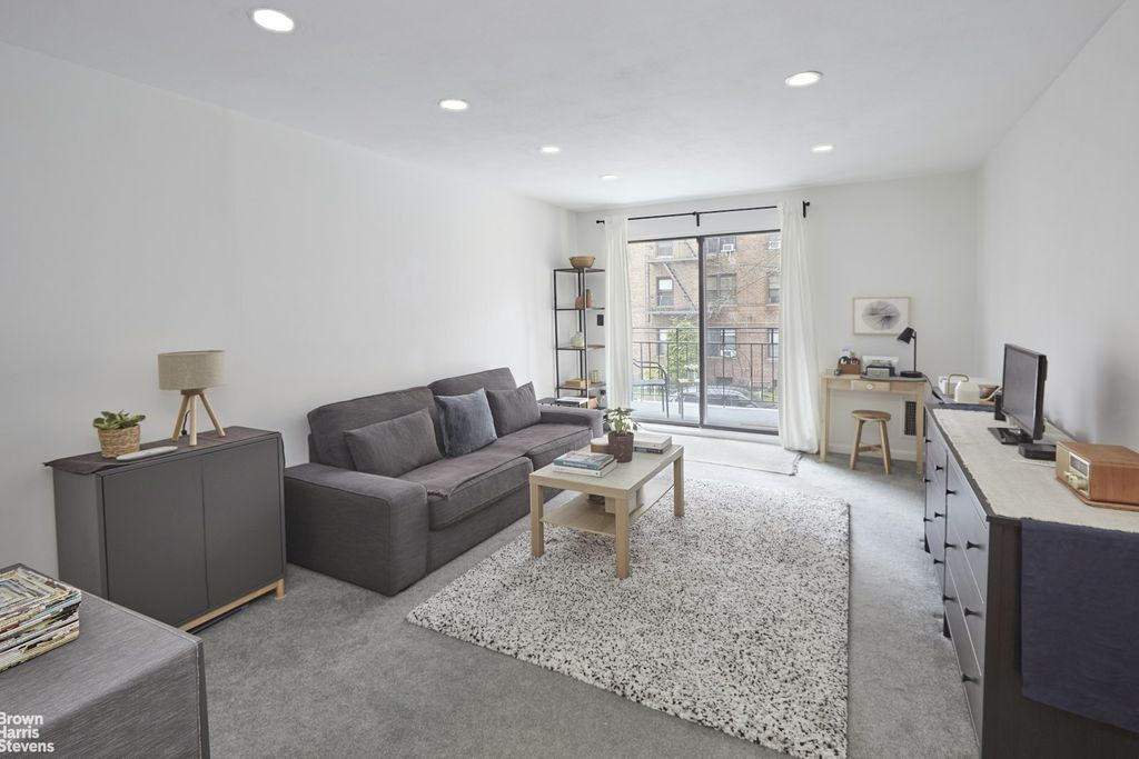 Property photo 2 of 8 <Alttext/>
