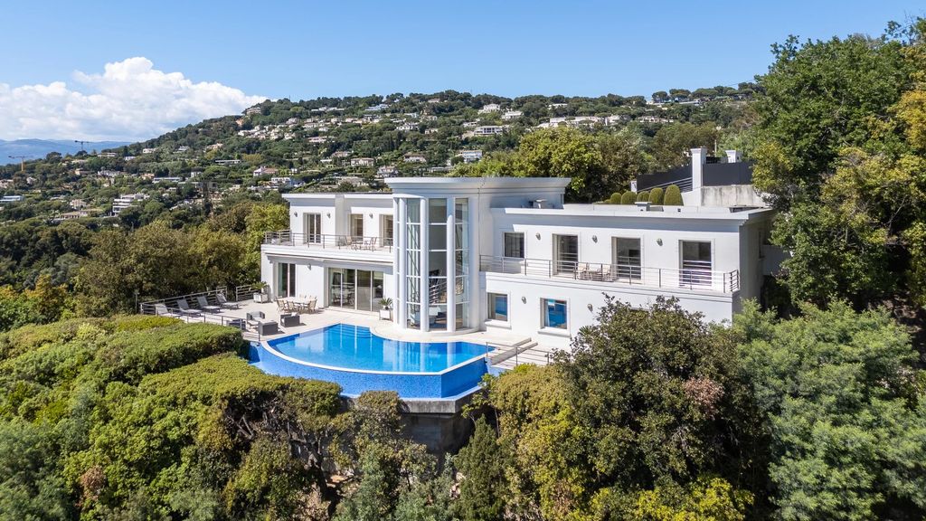 Property photo 2 of 7