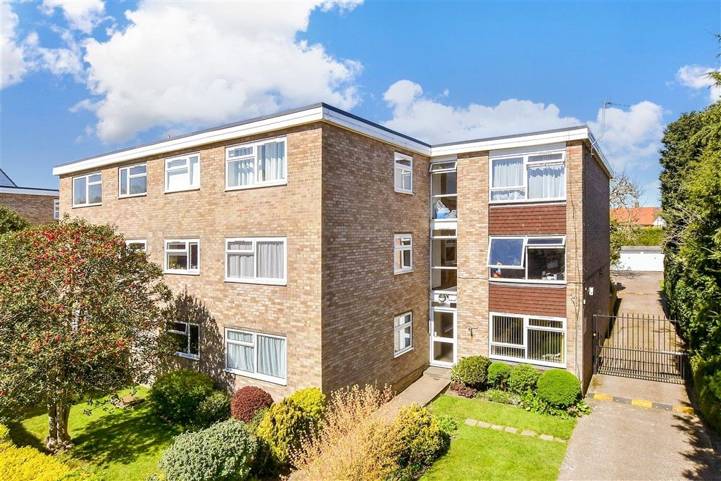 Property photo 1 of 16 External (Web)