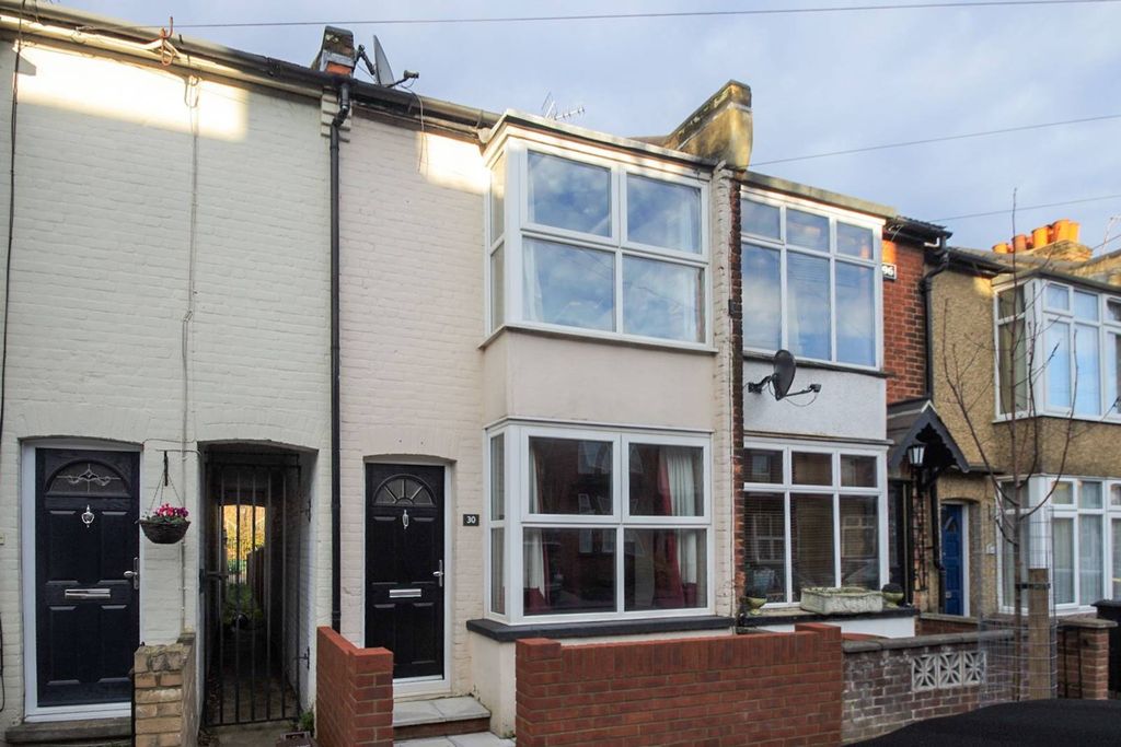 Property photo 1 of 11