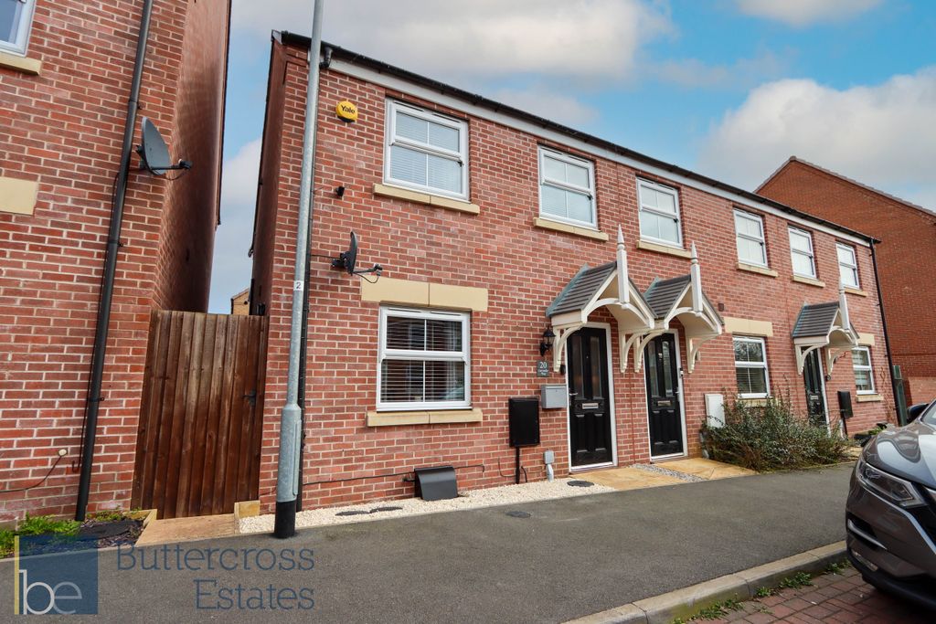 Property photo 1 of 19 Front