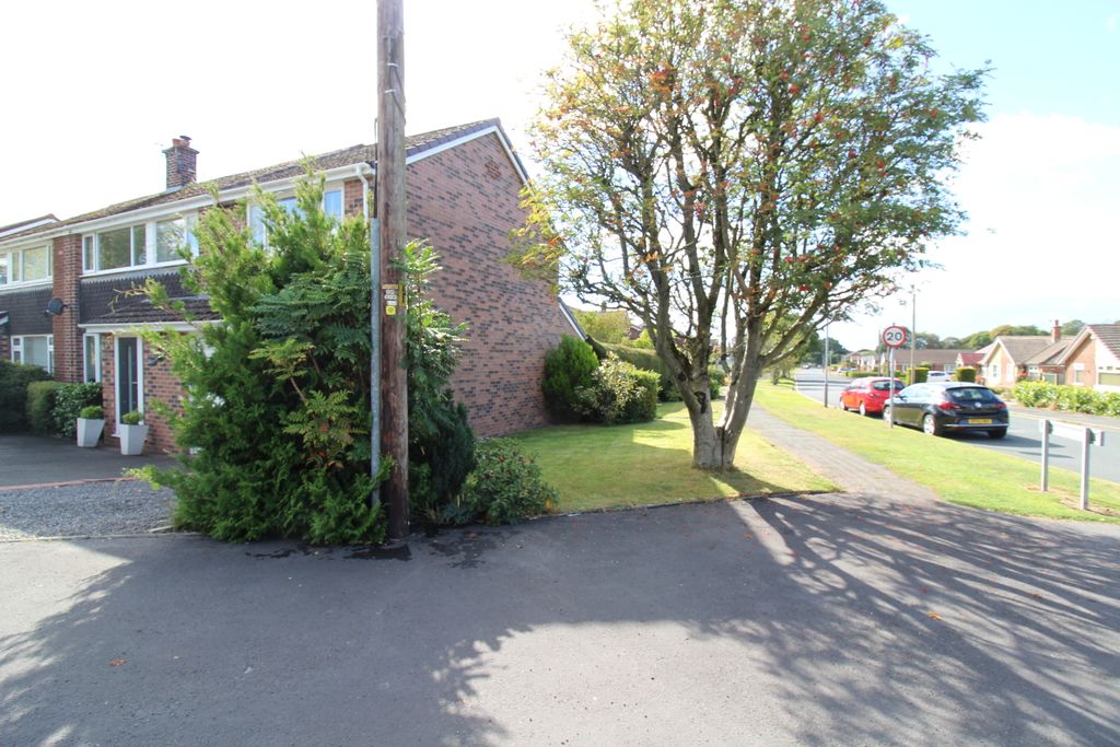 Property photo 2 of 16 Front