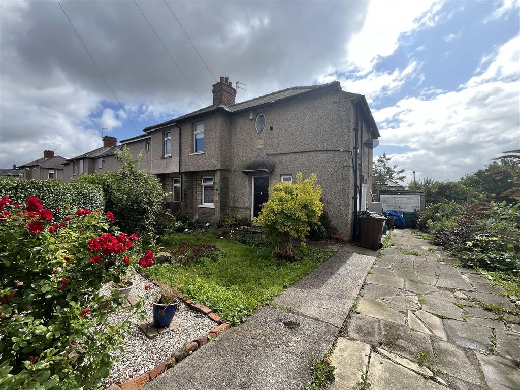 Property photo 1 of 10 External