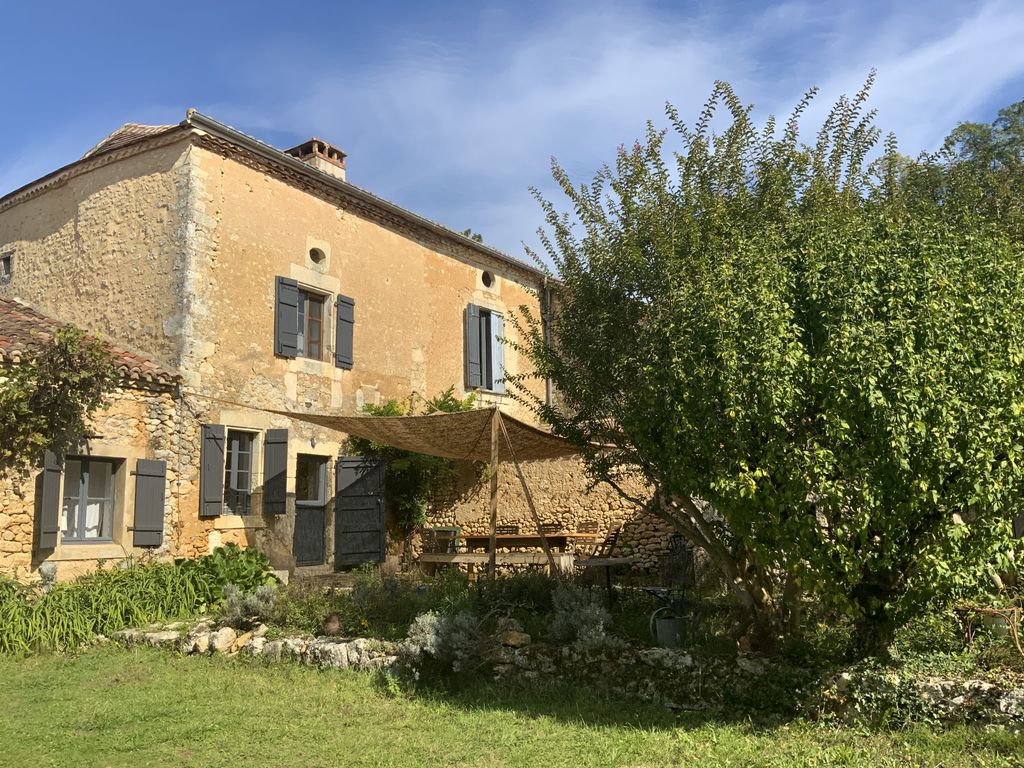 Property photo 3 of 20