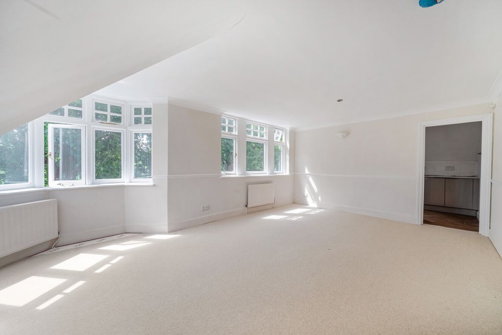 Property photo 2 of 13 1480364-11-6A33c9...