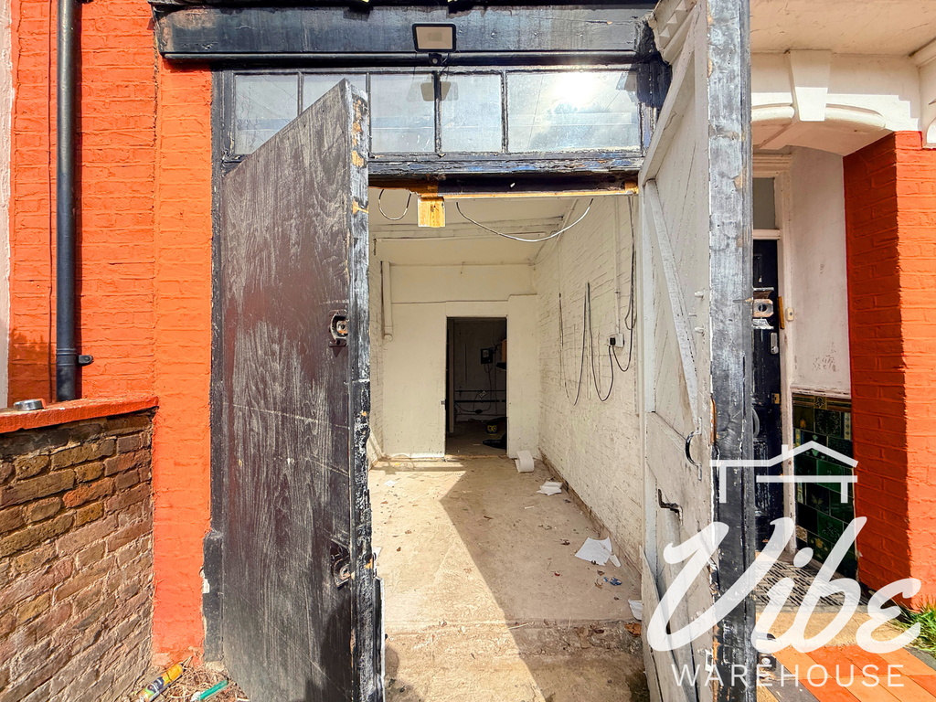 Property photo 2 of 4