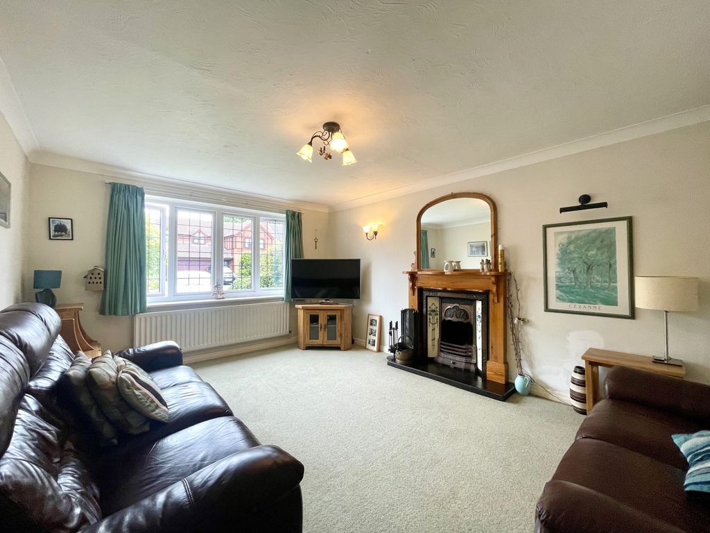 Property photo 2 of 22