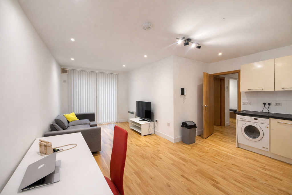 Property photo 3 of 13