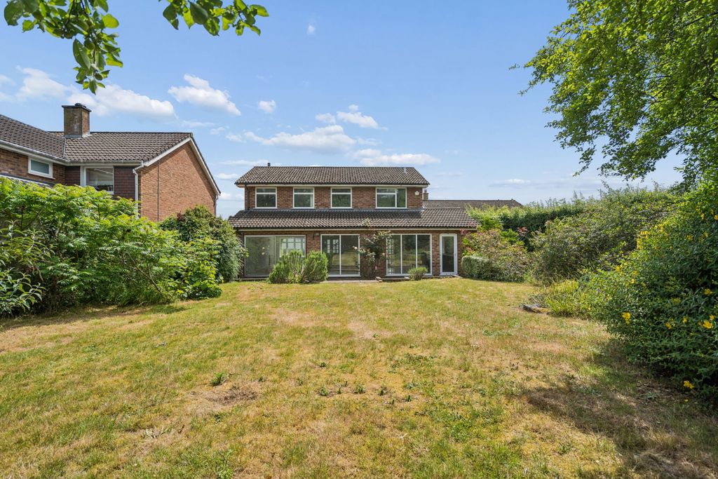 Property photo 3 of 17