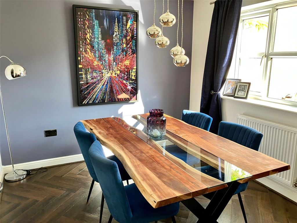 Property photo 3 of 20 Dining Room