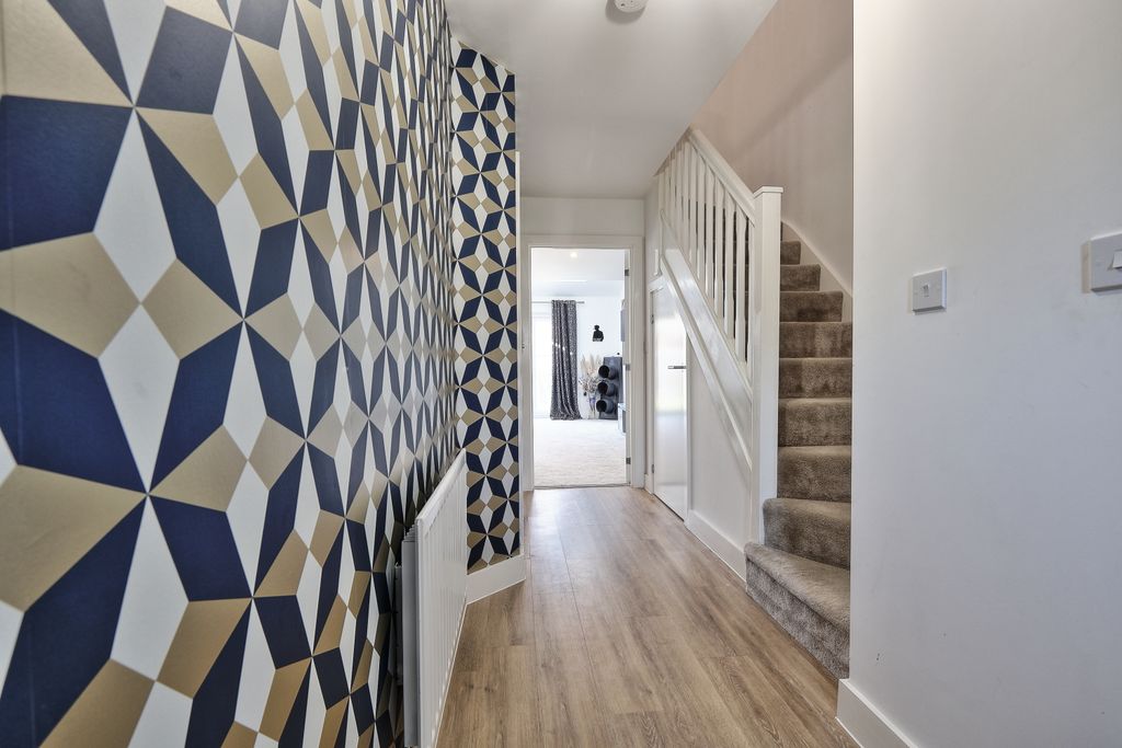 Property photo 3 of 21 20