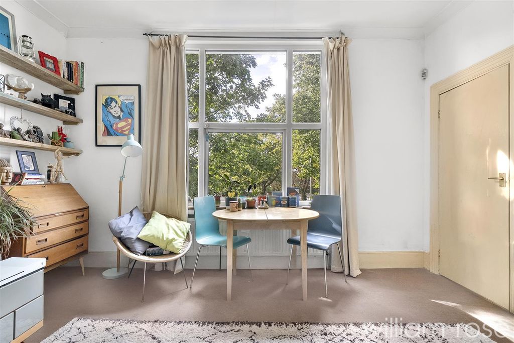 Property photo 2 of 9 Dsc03850.Jpg