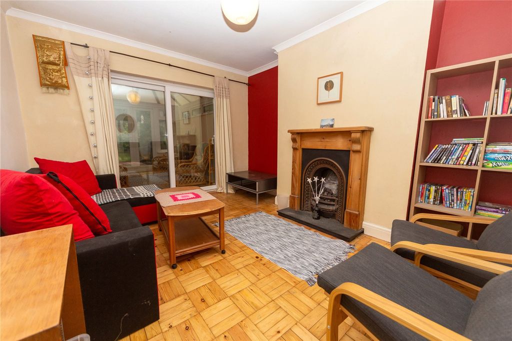 Property photo 3 of 19 Picture No. 03