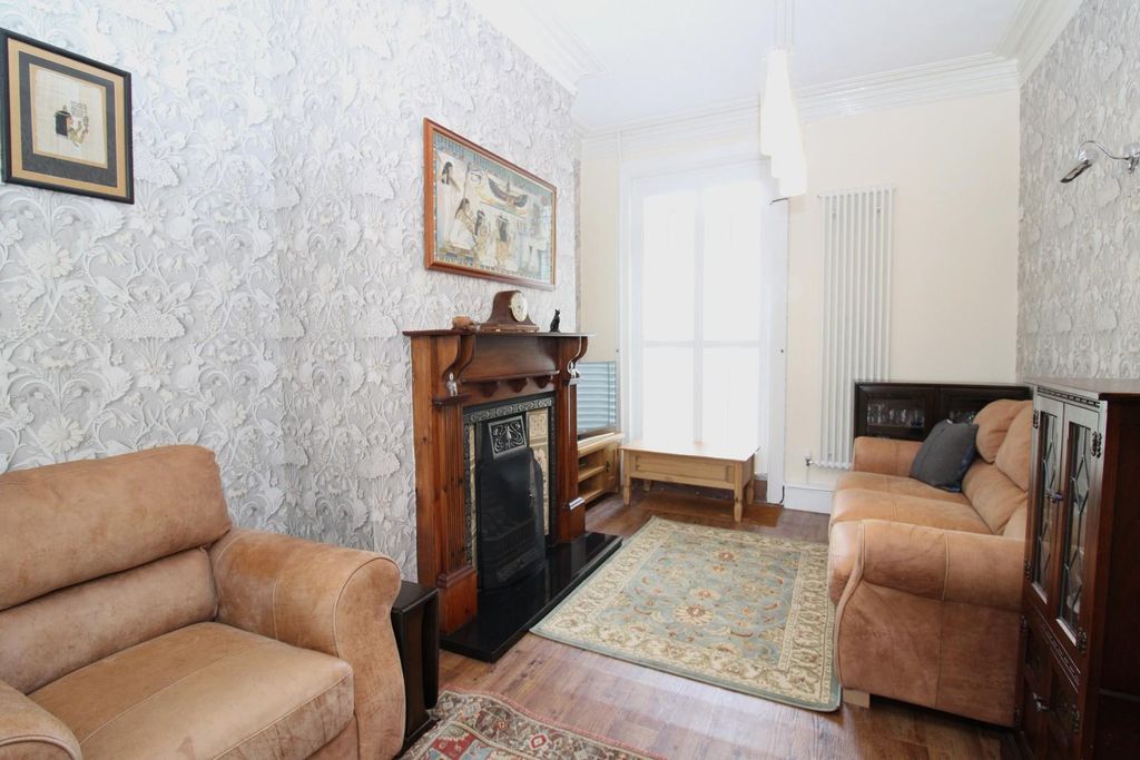 Property photo 3 of 18 Reception Room