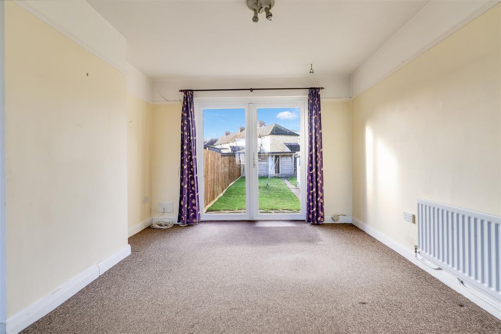 Property photo 2 of 22 Img (6).Jpg