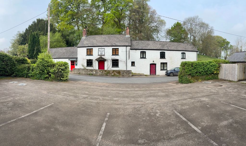 Property photo 3 of 15