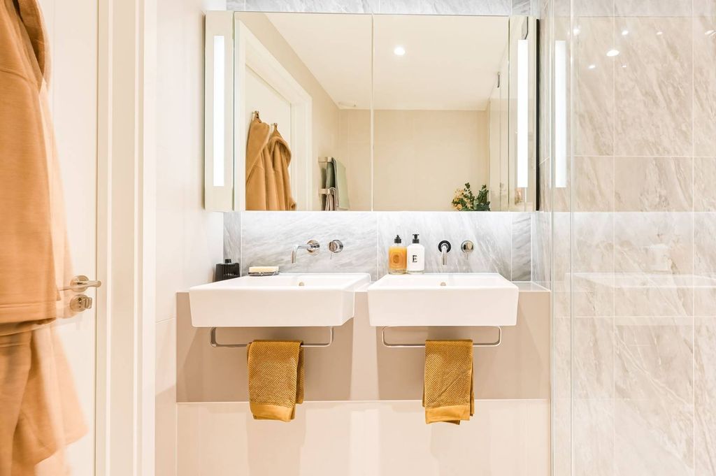 Property photo 1 of 30