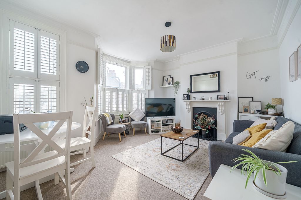 Property photo 2 of 24 2