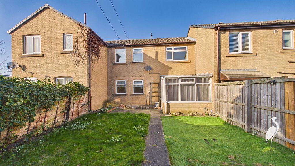 Property photo 2 of 18 Outside