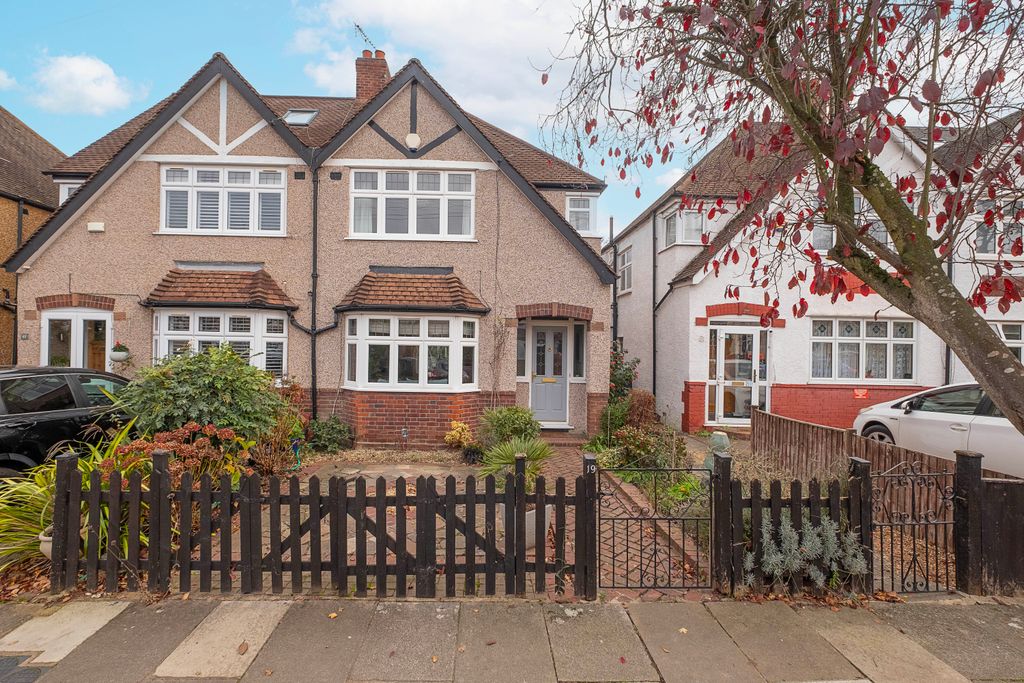 Property photo 1 of 13