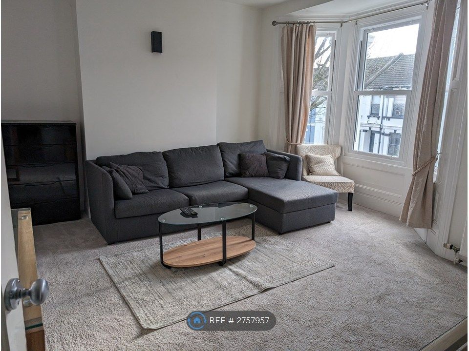 Property photo 3 of 15 Living Room