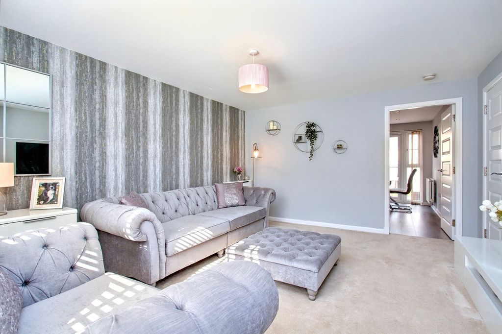 Property photo 3 of 12 Property Image 3