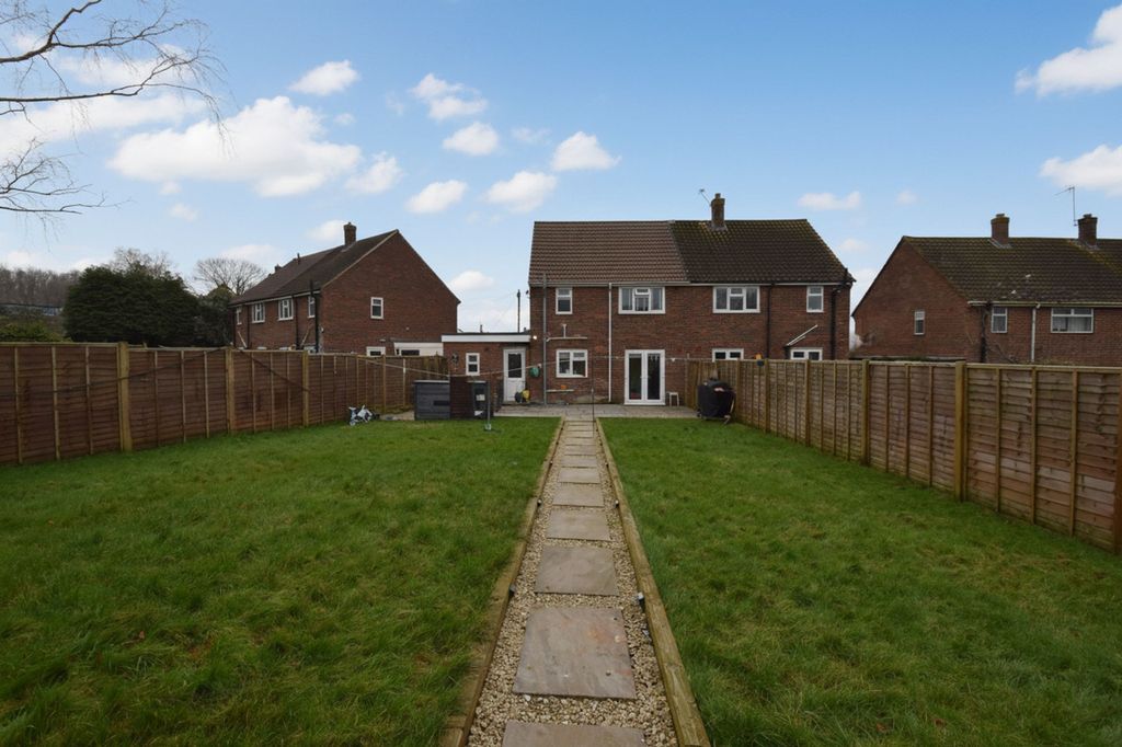 Property photo 3 of 11