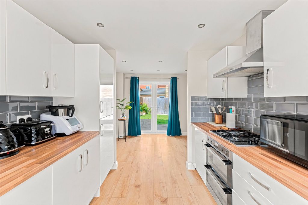 Property photo 3 of 38 Picture No. 38