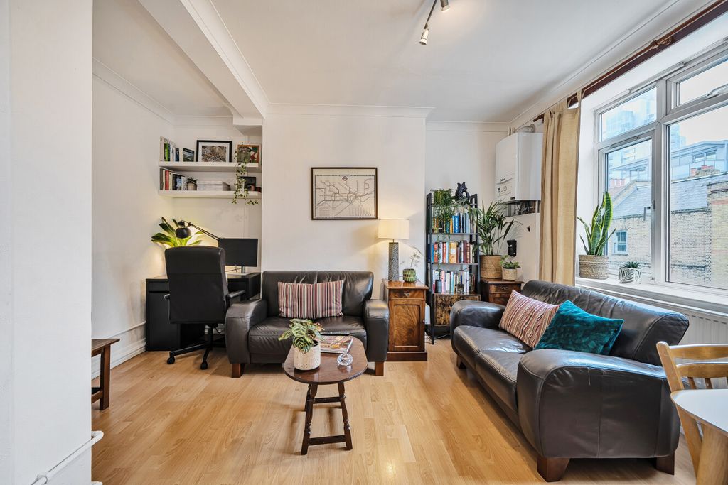 Property photo 2 of 26 1416512-11-699855...