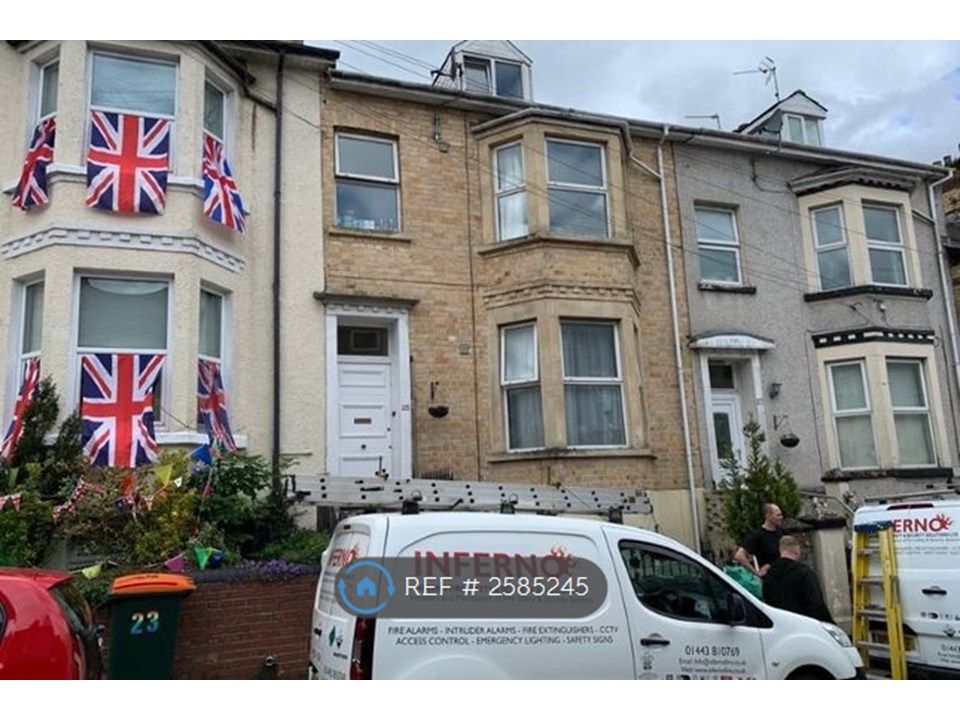Property photo 1 of 1