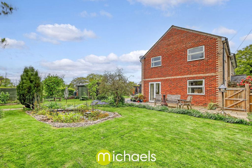 Property photo 3 of 43