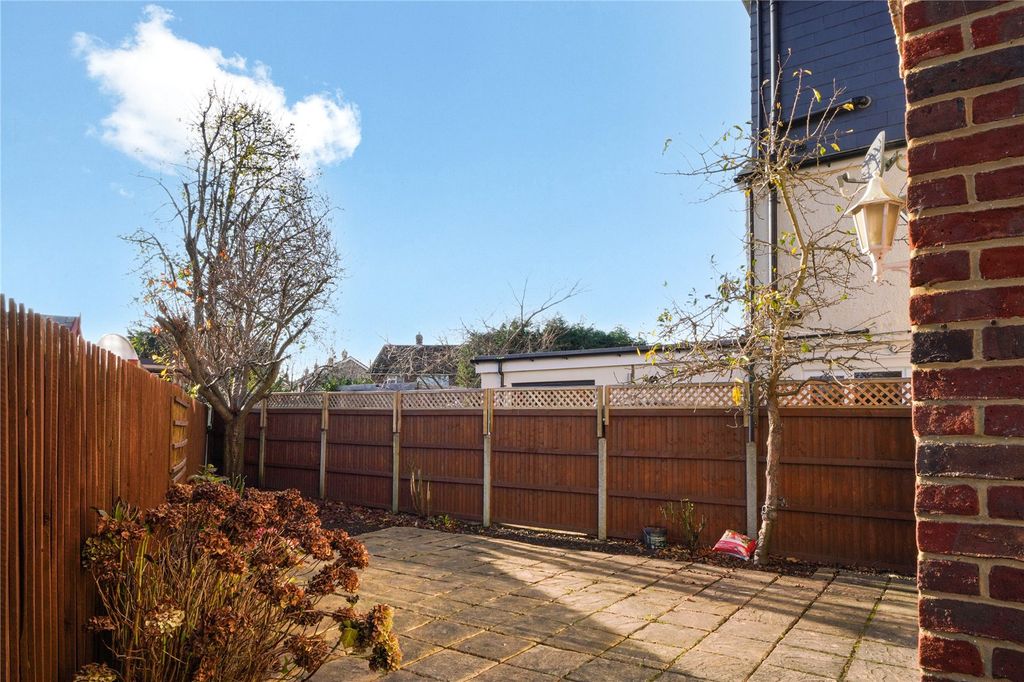 Property photo 2 of 11 Picture No. 08