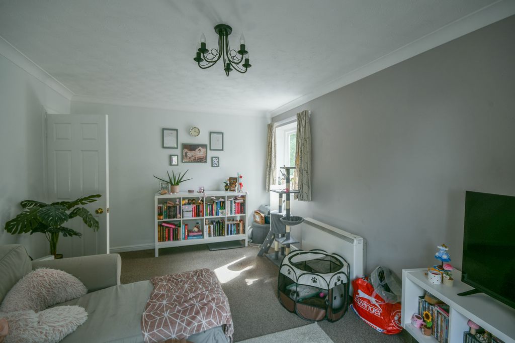 Property photo 3 of 15
