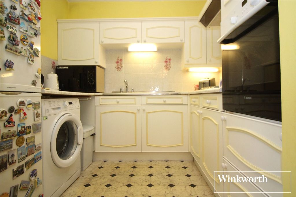 Property photo 3 of 7 Picture No. 10
