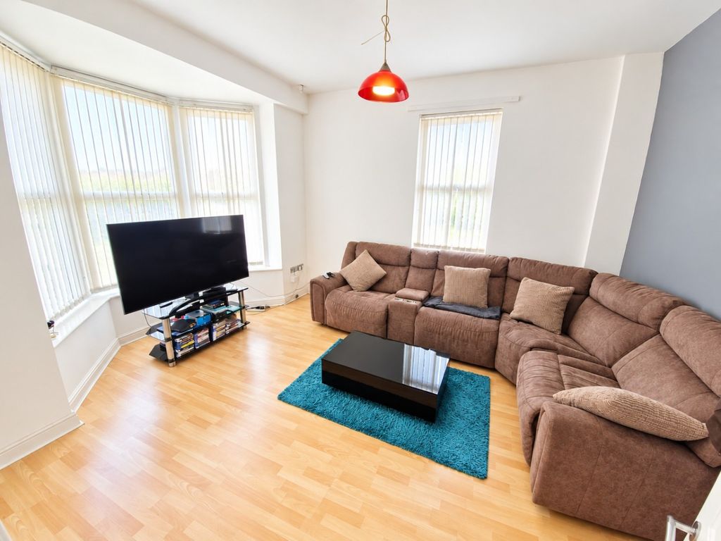 Property photo 2 of 5