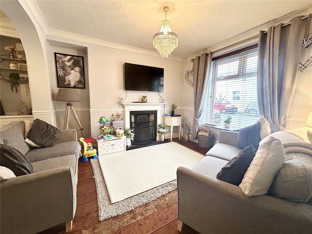 Property photo 2 of 10 Picture No. 16