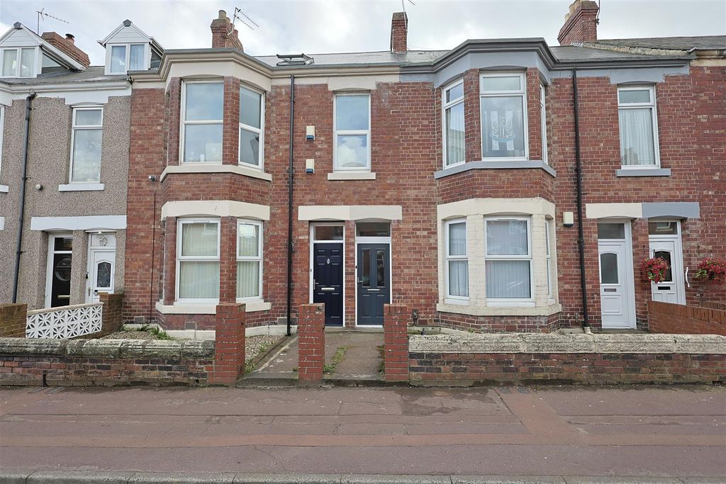 Property photo 2 of 14 09950418-D091-4E51-A056-21F384A60F62_1_201_A.Jpeg