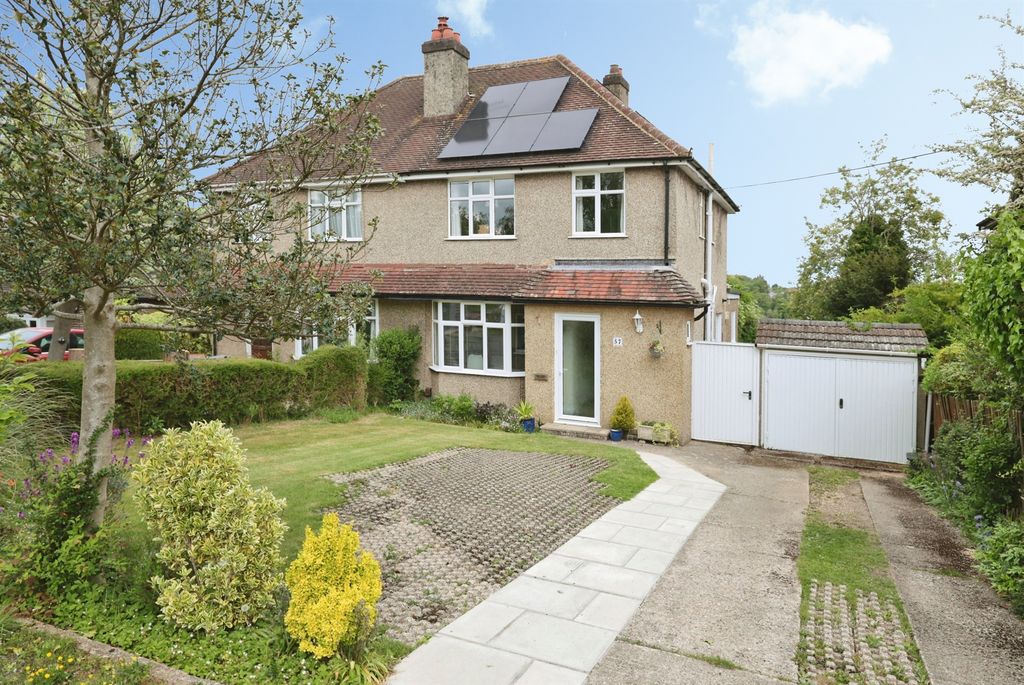 Property photo 1 of 20