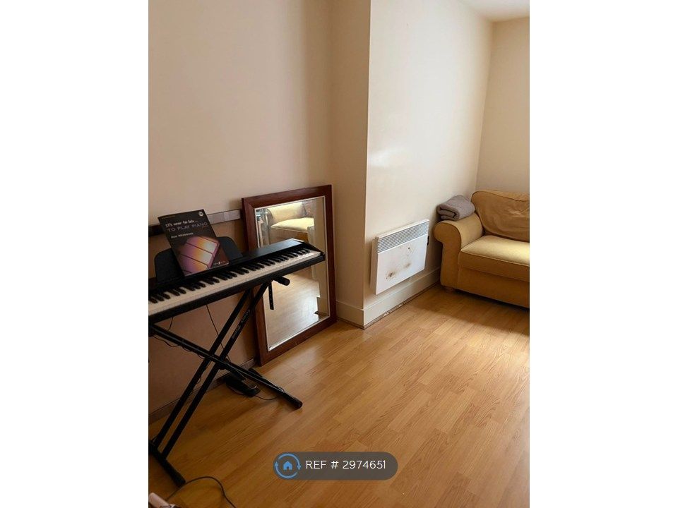 Property photo 2 of 6