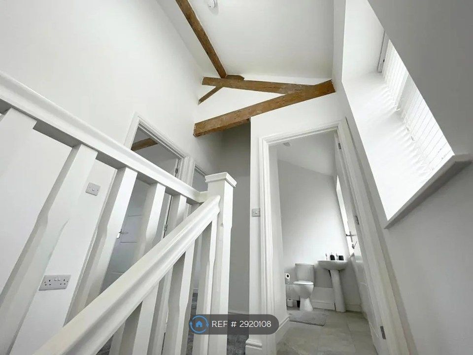 Property photo 3 of 15 Stairs