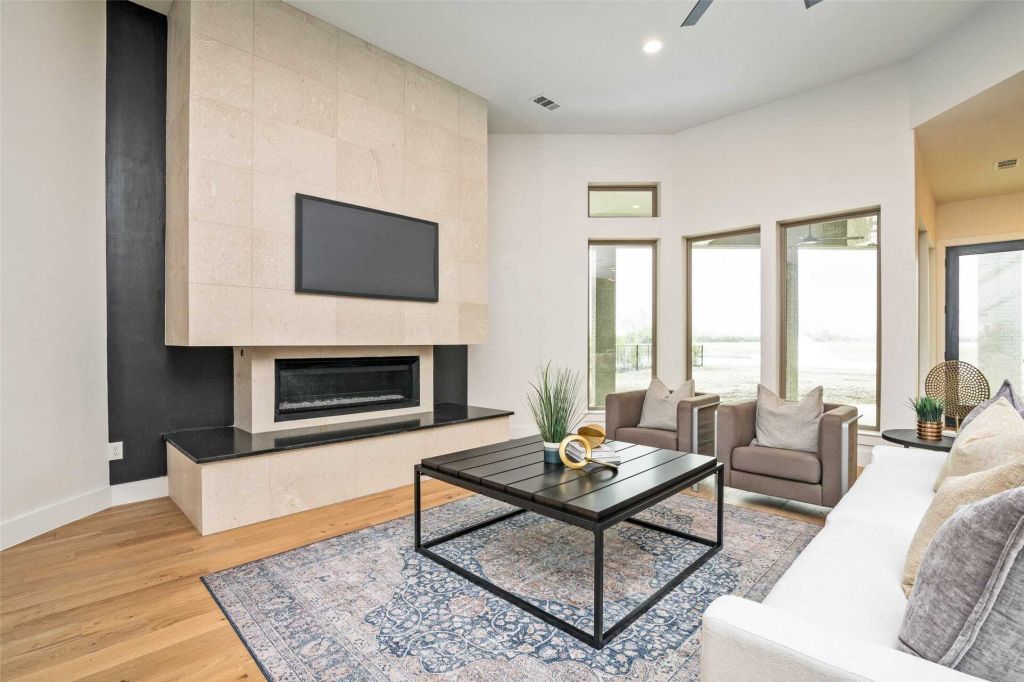 Property photo 3 of 21 <Alttext/>