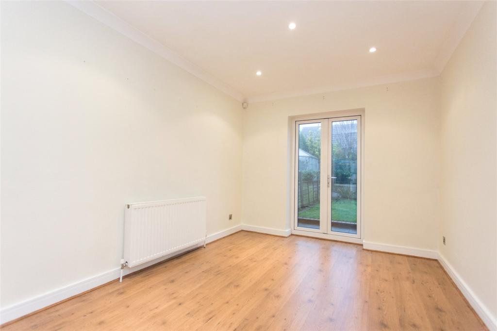 Property photo 2 of 10 Picture No. 06