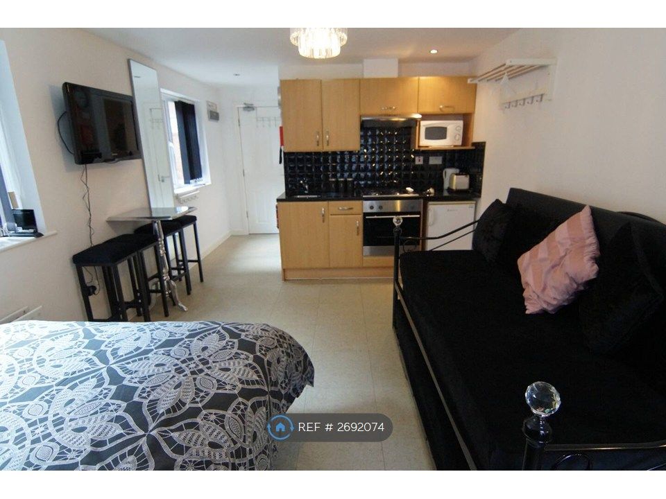 Property photo 2 of 5