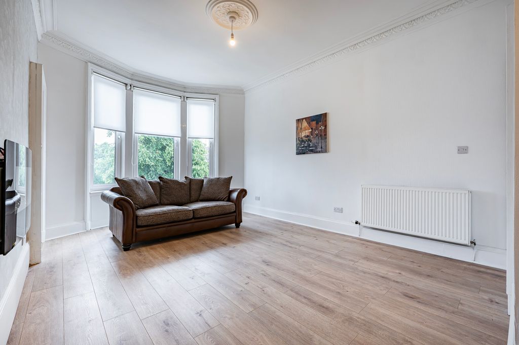 Property photo 3 of 45