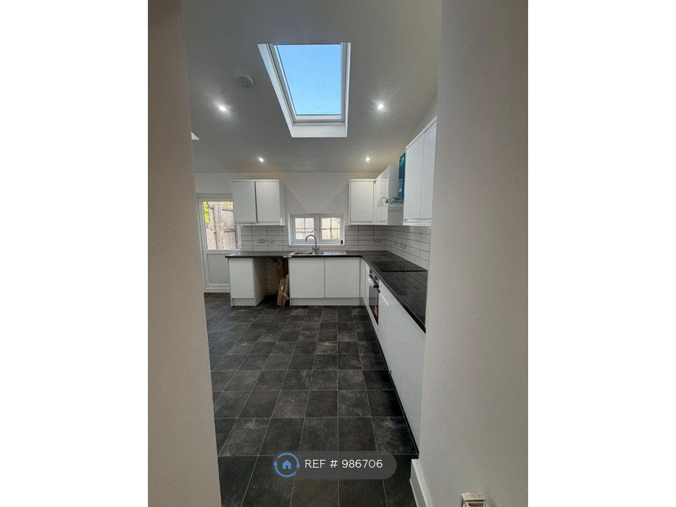 Property photo 2 of 15 Kitchen