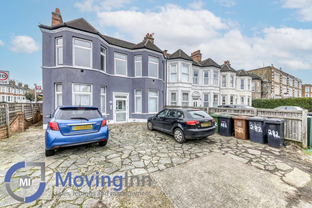 Property photo 1 of 8 Front (Exterior)